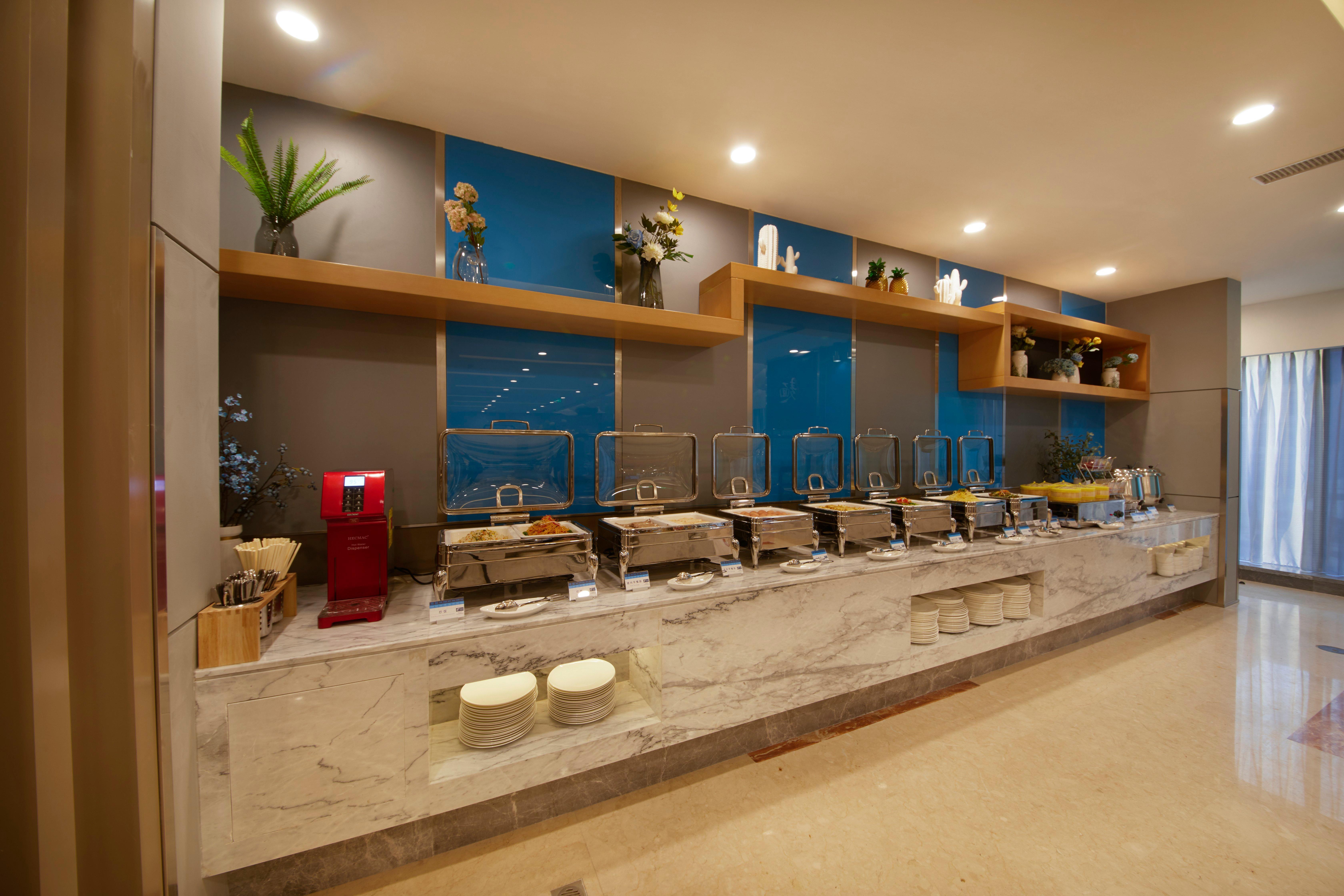 Holiday Inn Express Zhengzhou Zhengdong By Ihg Экстерьер фото