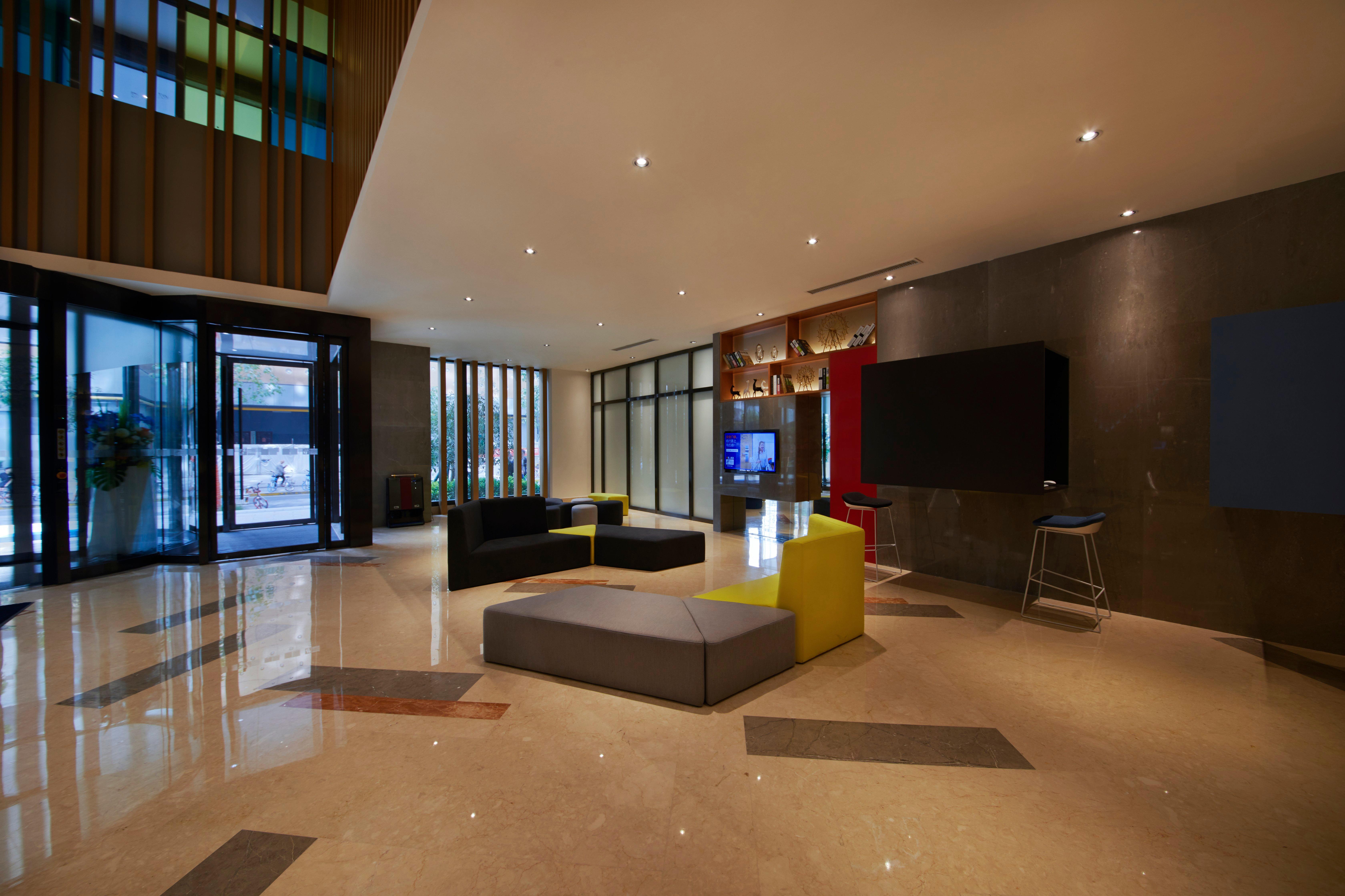 Holiday Inn Express Zhengzhou Zhengdong By Ihg Экстерьер фото