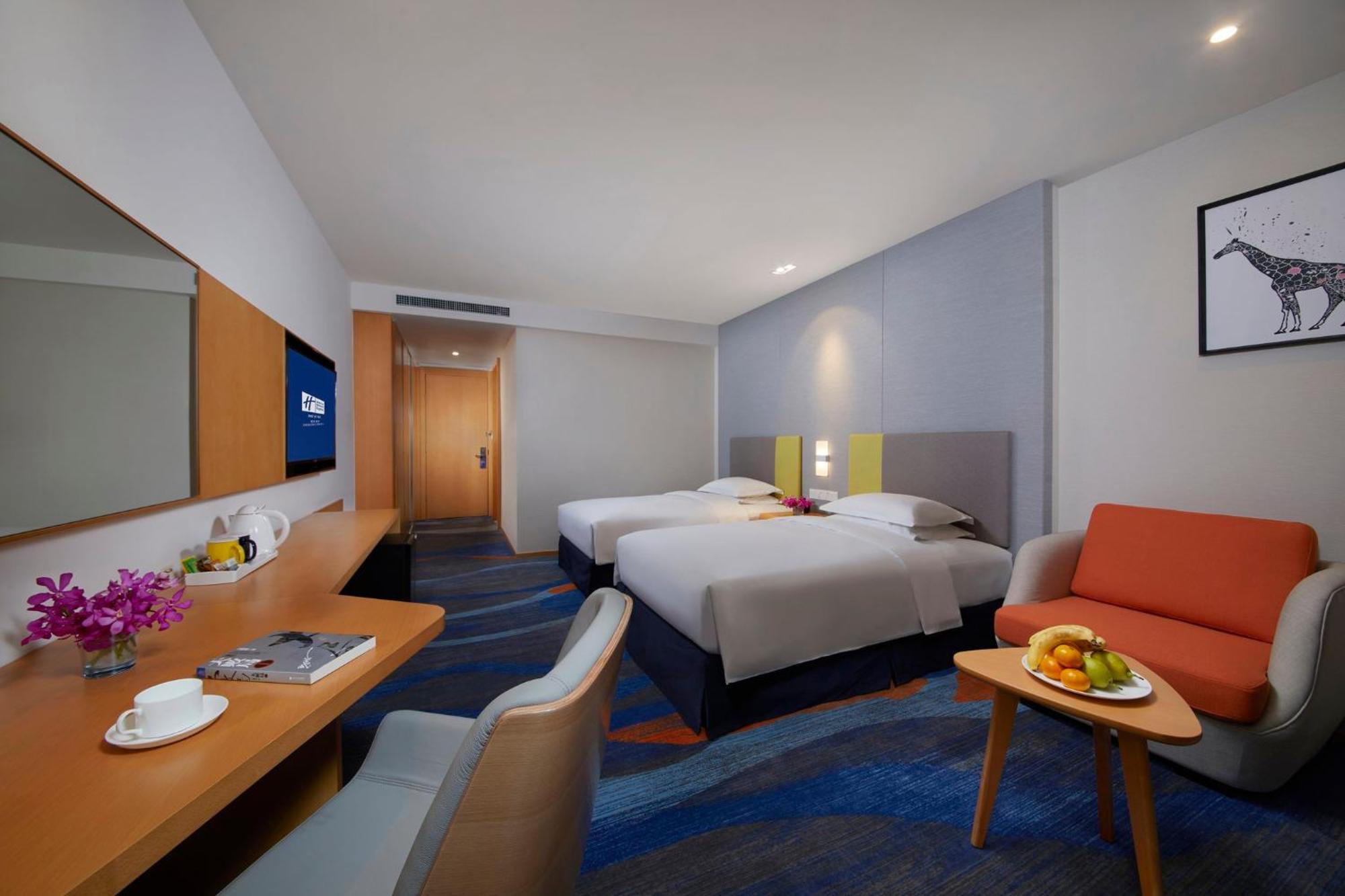 Holiday Inn Express Zhengzhou Zhengdong By Ihg Экстерьер фото